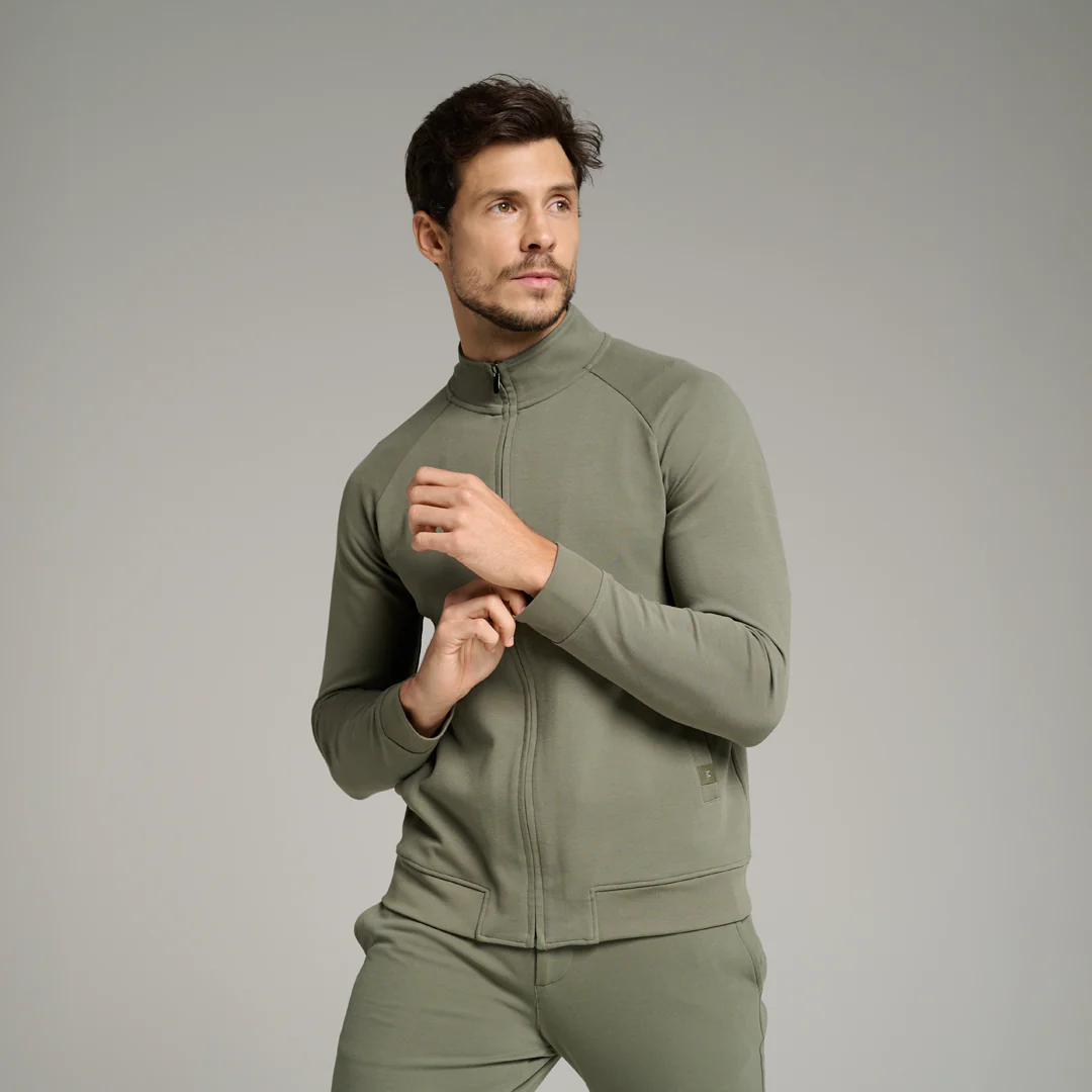 Jaqueta Essential - Image 11